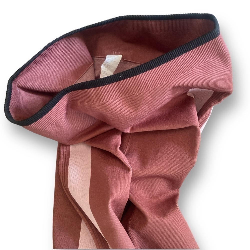 FABLETICS High-Waisted Seamless Compression Color… - image 5